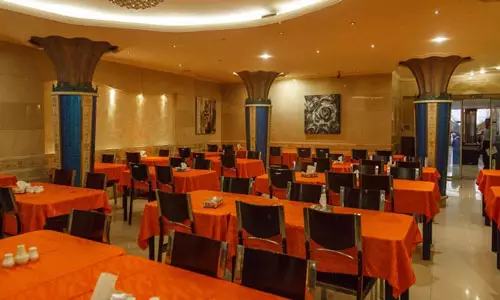 هتل ابریشم مشهد